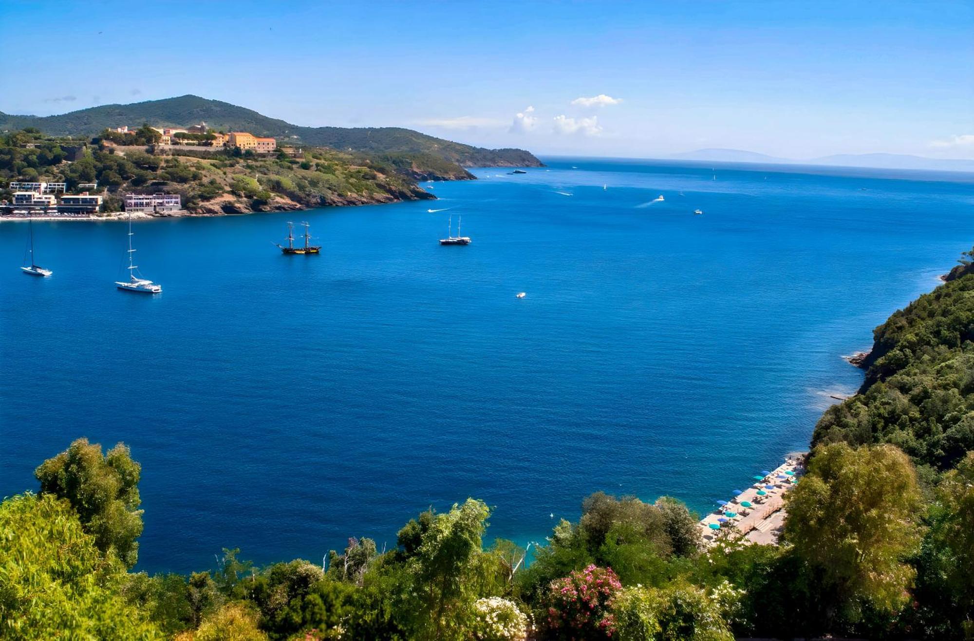 Hotiday Room Collection - Porto Azzurro Capoliveri  Eksteriør billede