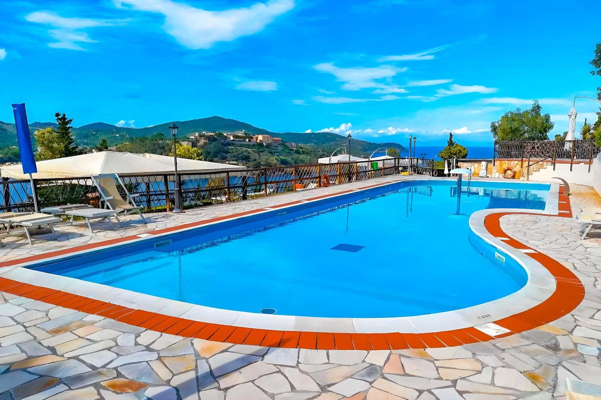 Hotiday Room Collection - Porto Azzurro Capoliveri  Eksteriør billede