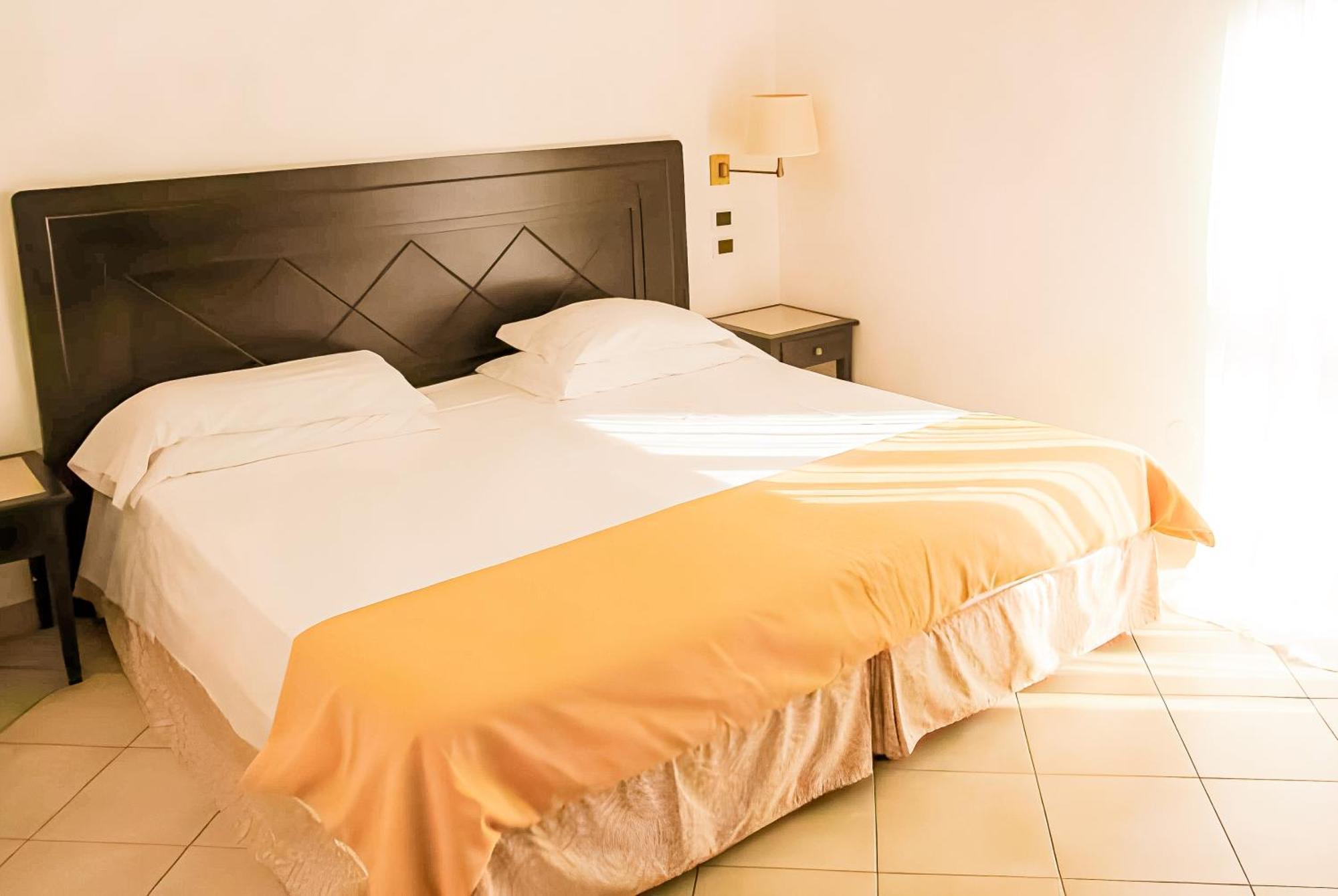 Hotiday Room Collection - Porto Azzurro Capoliveri  Eksteriør billede