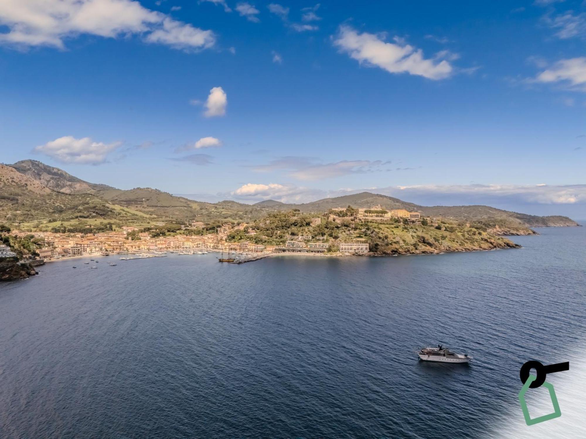 Hotiday Room Collection - Porto Azzurro Capoliveri  Eksteriør billede