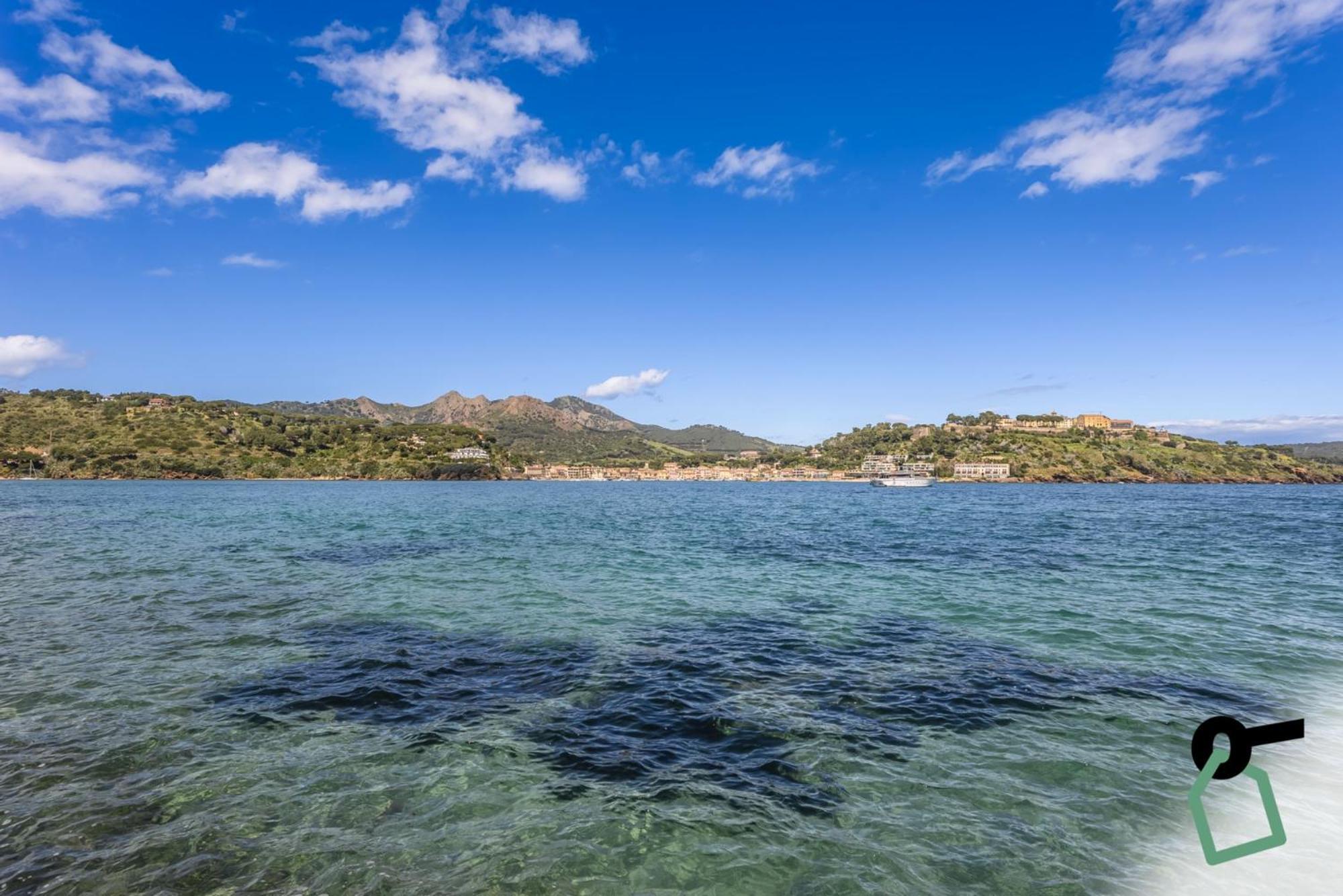 Hotiday Room Collection - Porto Azzurro Capoliveri  Eksteriør billede